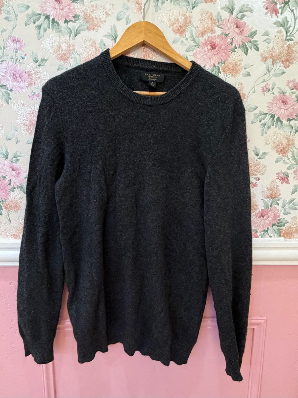 Cashmere Club Room Charcoal Crewneck Sweater
